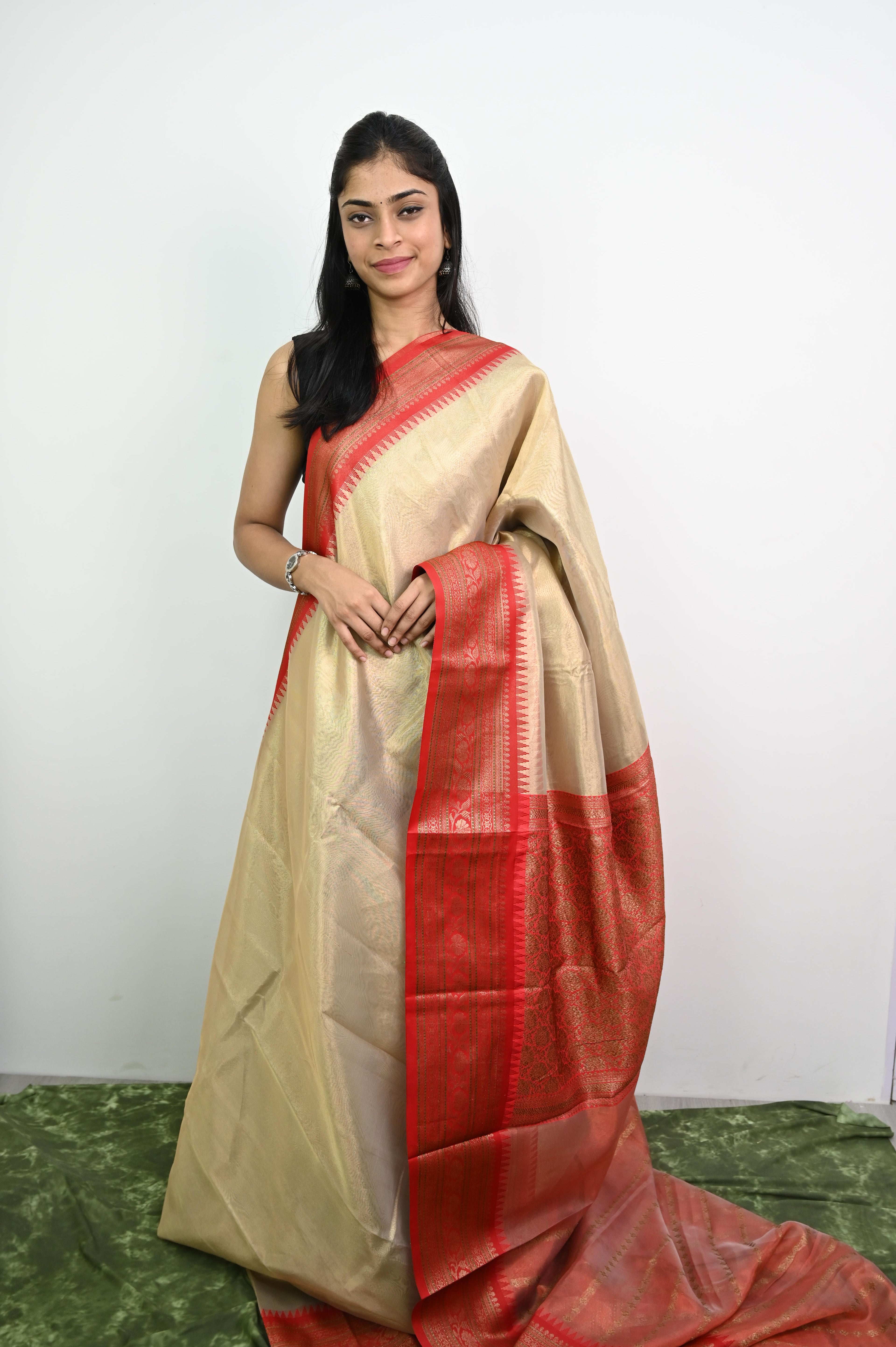 Tissue Gadwal Saree