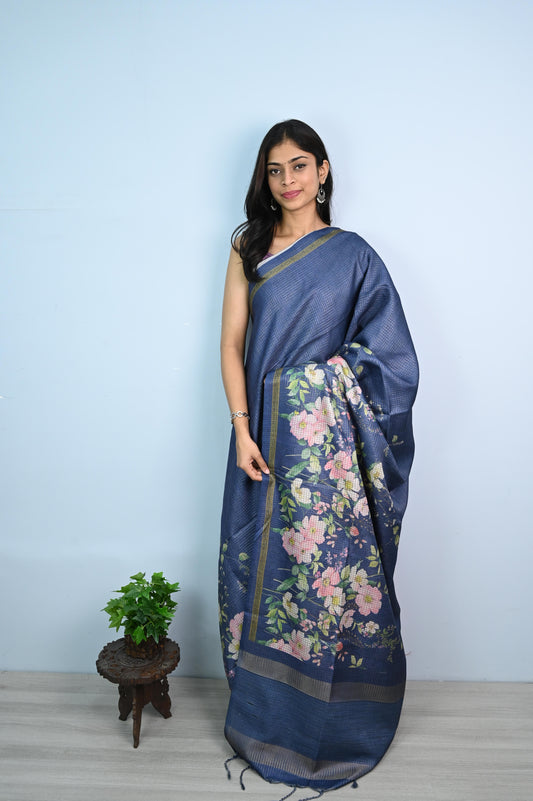 Tussar checks saree with Floral print