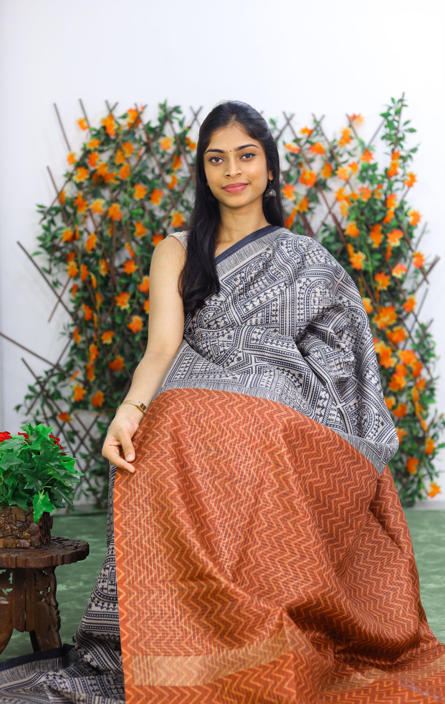 Tussar Checks saree