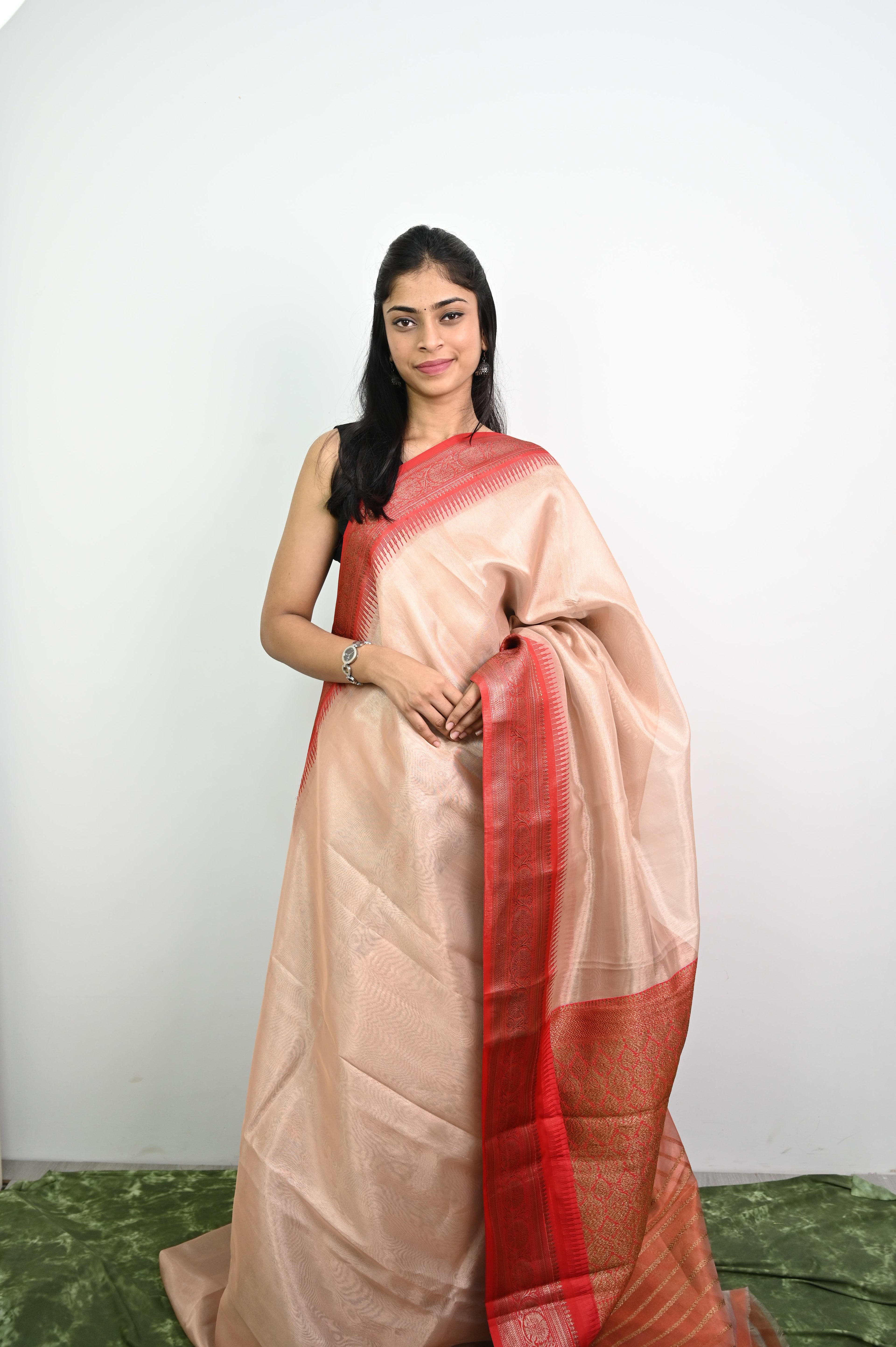 Tissue Gadwal Saree