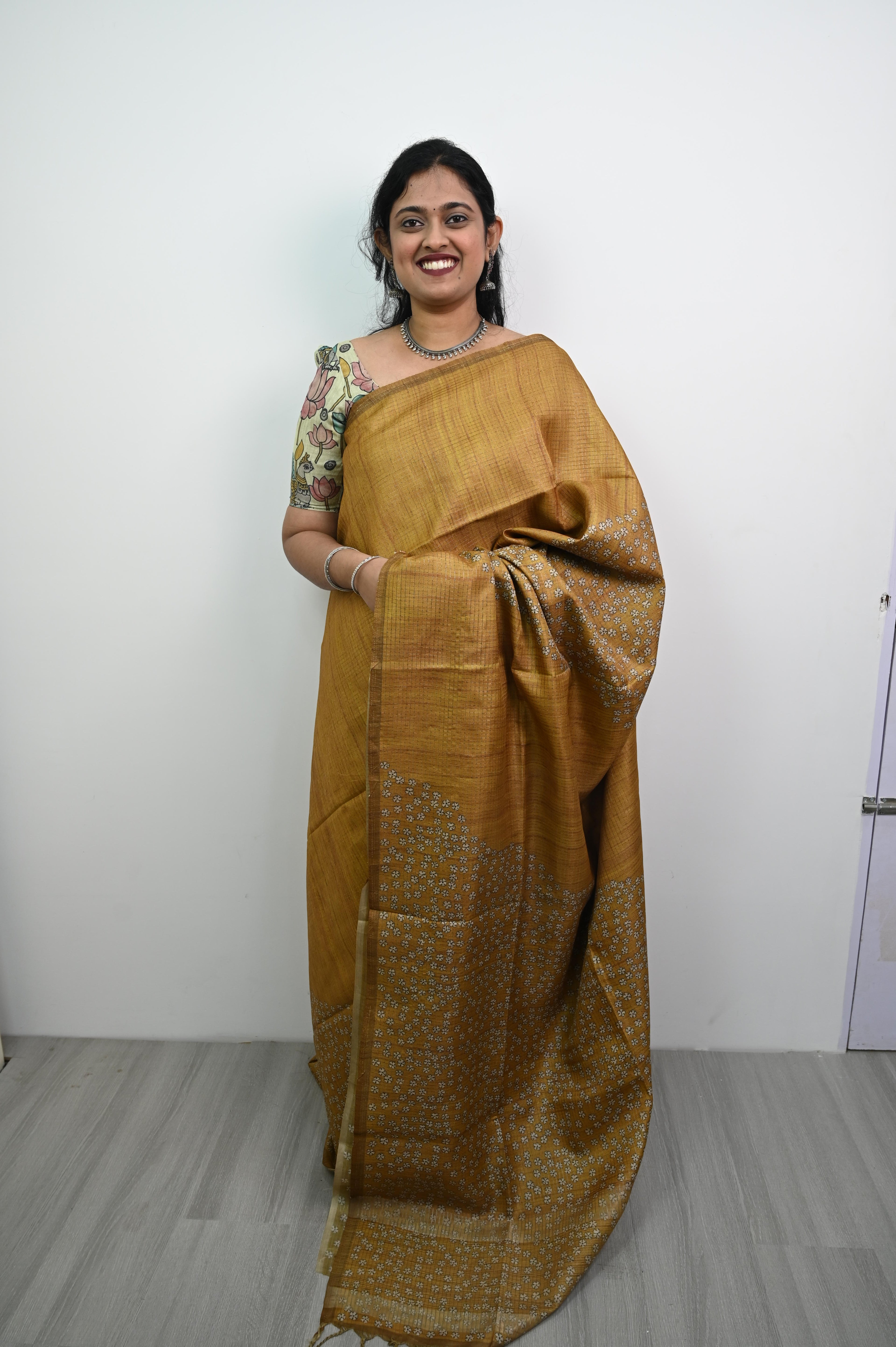 Tussar Checks Sarees With Floral Print Mustard