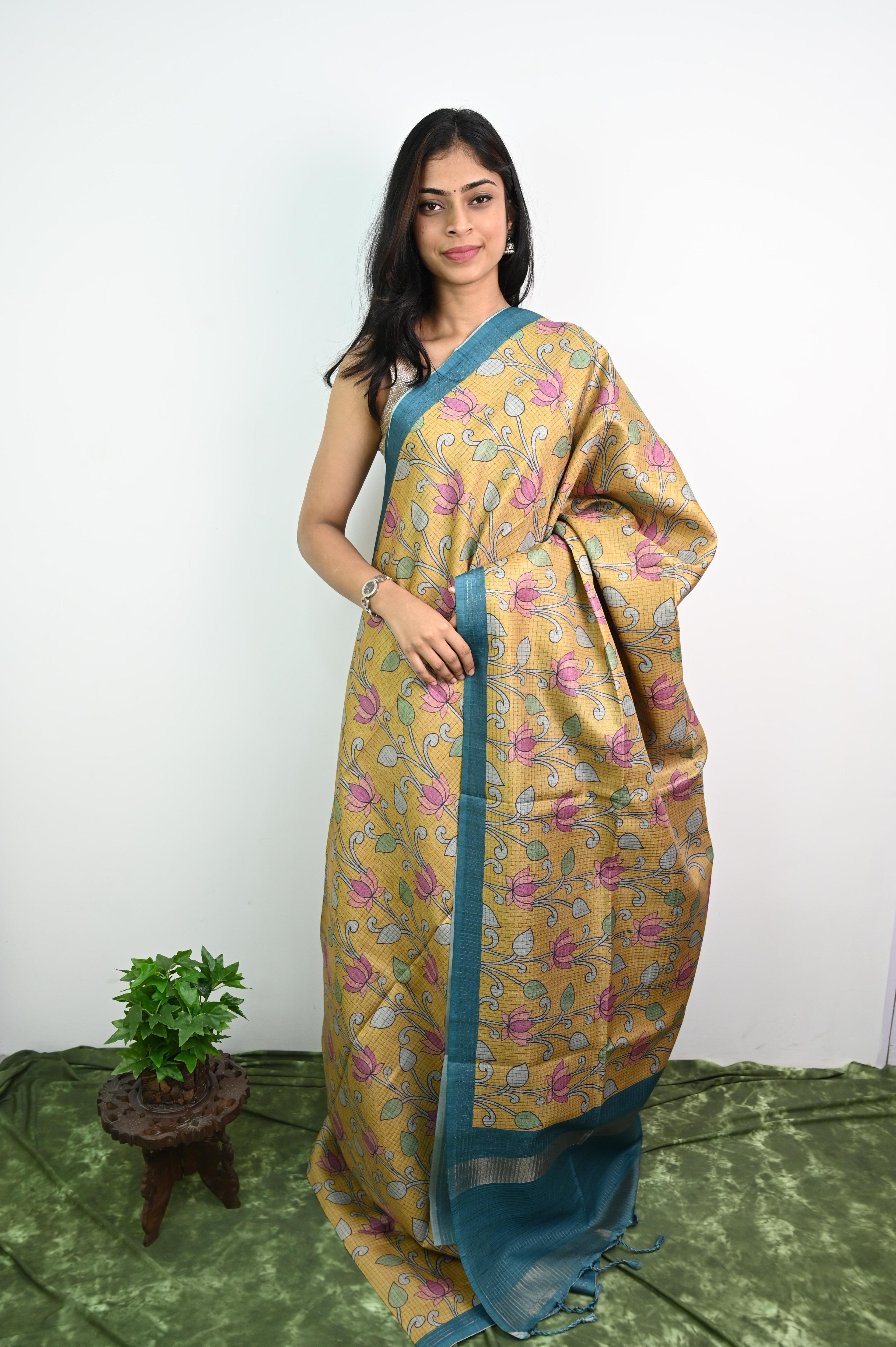 Tussar checks saree with pichwai print
