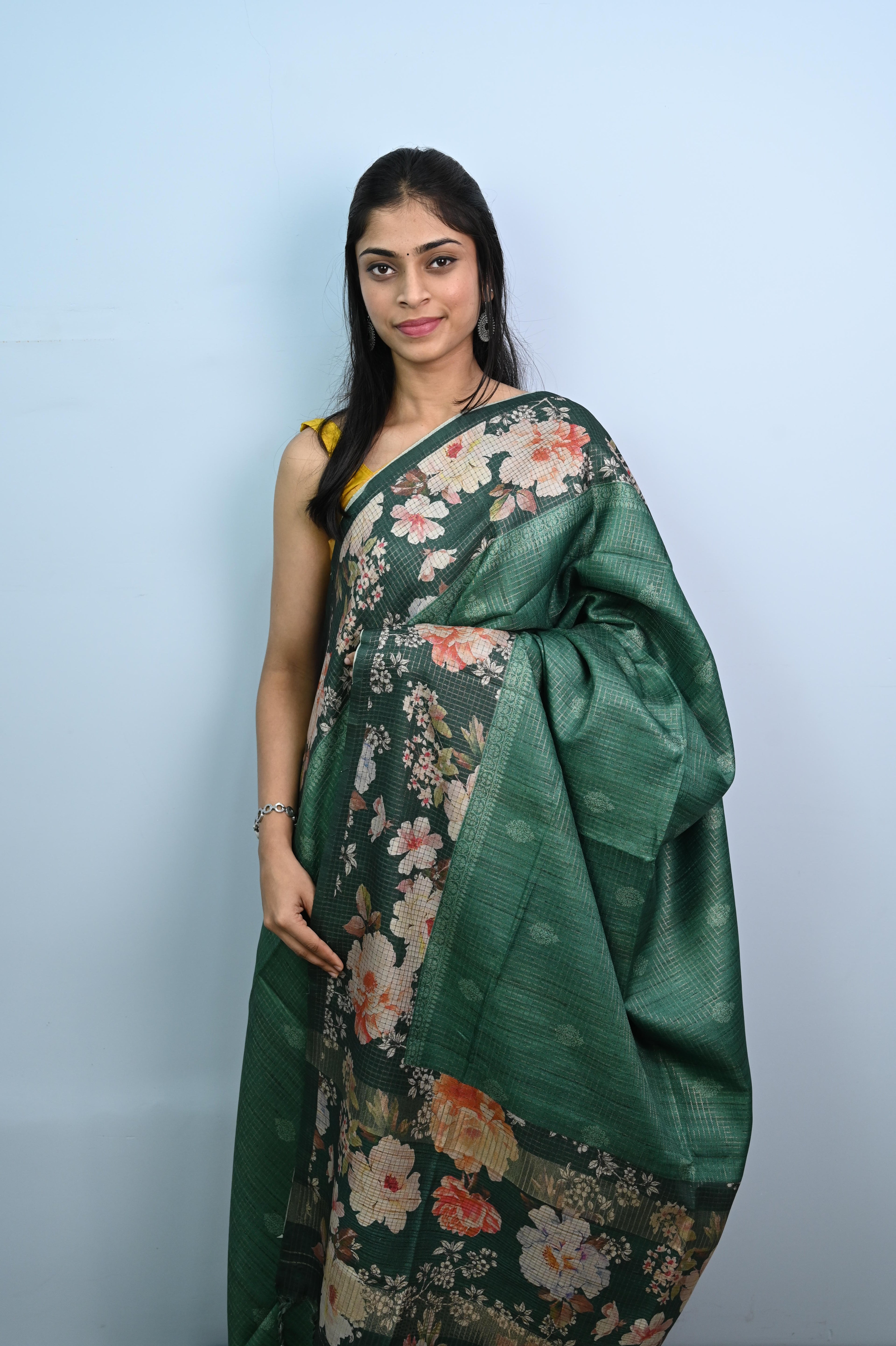 Tussar checks saree with Floral print