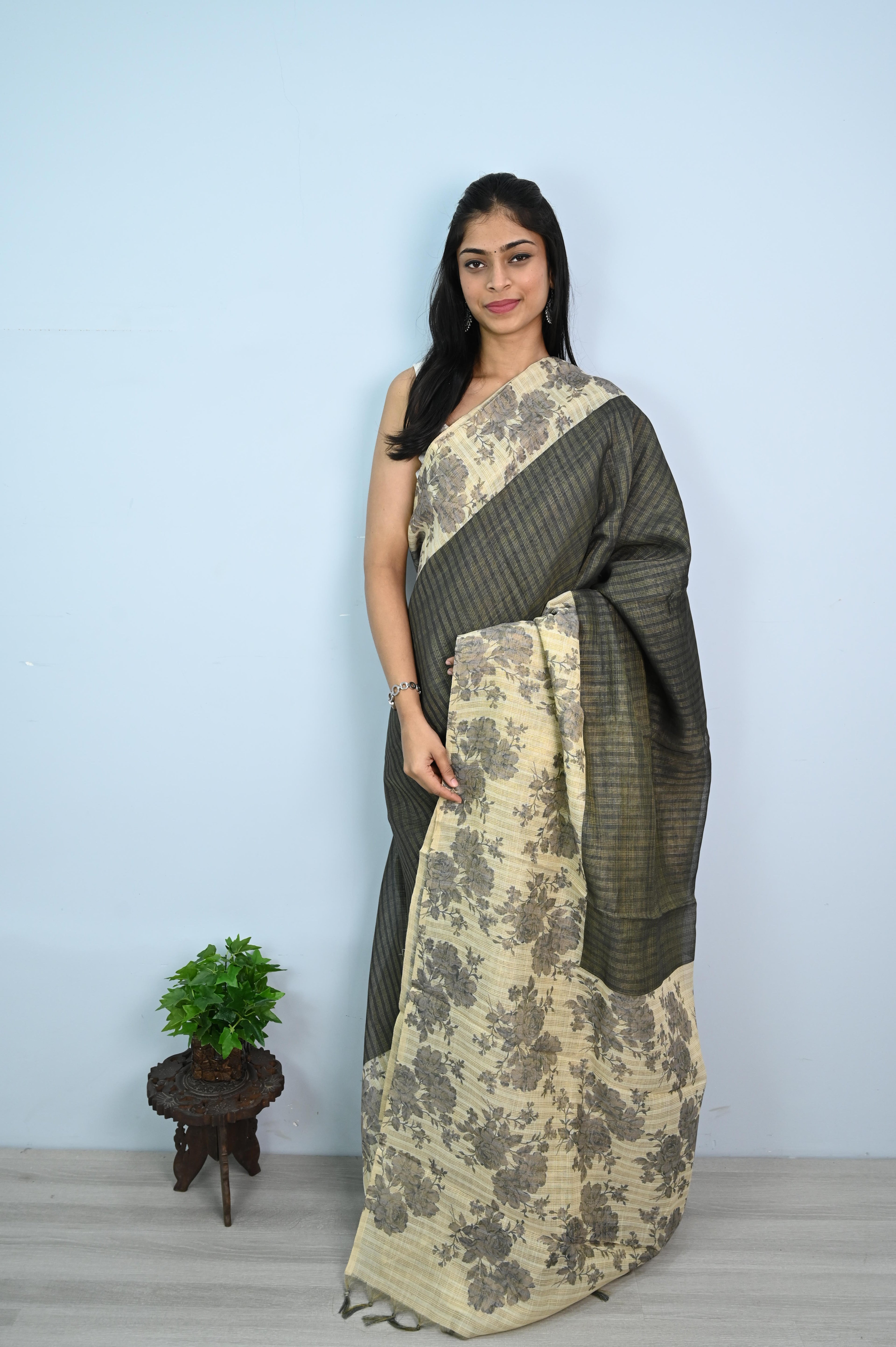 Khadi Tissue Saree