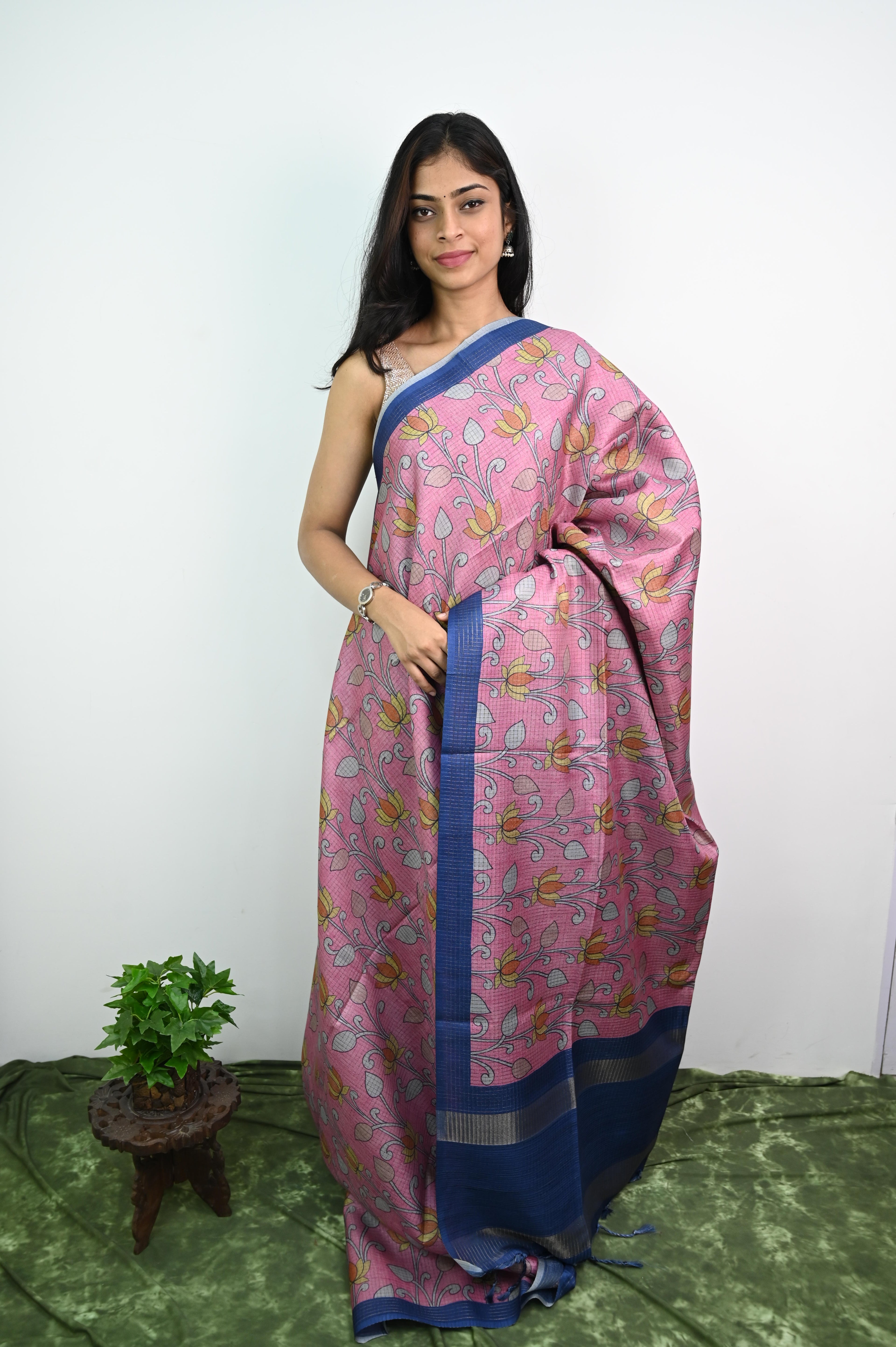 Tussar checks saree with pichwai print