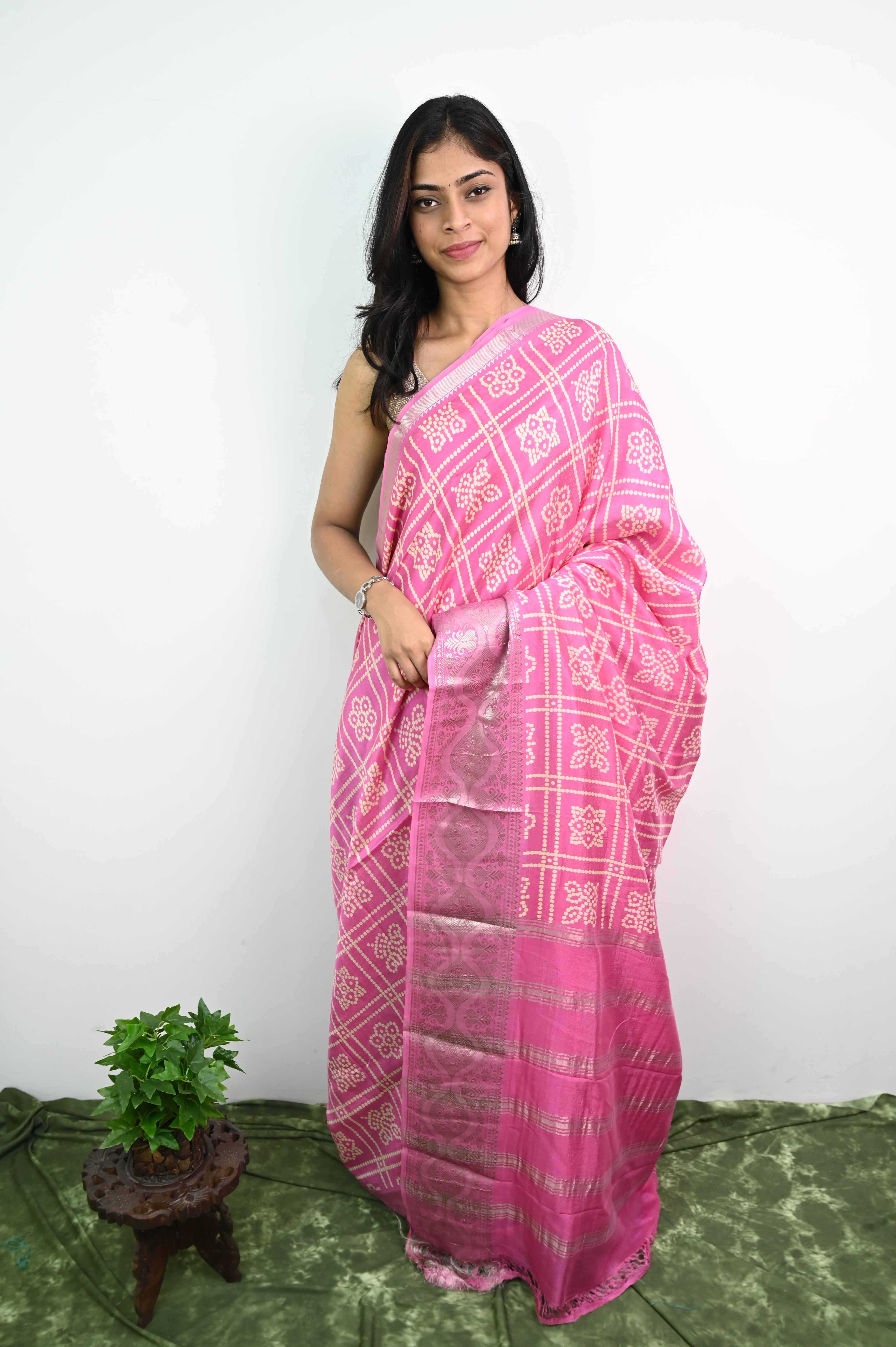 Mangalagiri silk with Kanchi border